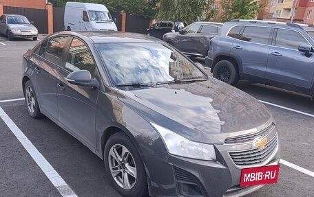 Chevrolet Cruze II, 2014 год, 800 000 рублей, 3 фотография