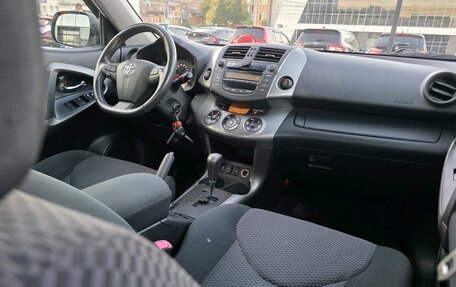 Toyota RAV4, 2011 год, 1 208 000 рублей, 16 фотография