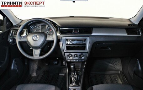 Skoda Rapid I, 2015 год, 1 027 000 рублей, 10 фотография