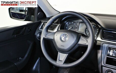 Skoda Rapid I, 2015 год, 1 027 000 рублей, 13 фотография