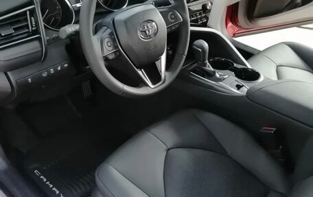 Toyota Camry, 2022 год, 2 830 000 рублей, 10 фотография