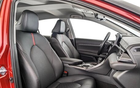 Toyota Camry, 2022 год, 2 830 000 рублей, 14 фотография