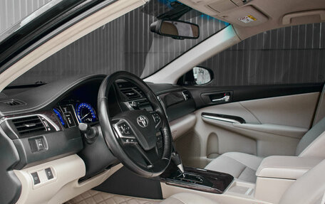 Toyota Camry, 2015 год, 2 150 000 рублей, 11 фотография