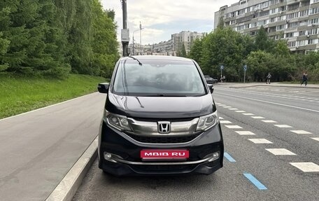 Honda Stepwgn IV, 2017 год, 1 630 000 рублей, 1 фотография
