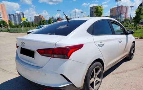 Hyundai Solaris II рестайлинг, 2021 год, 1 170 000 рублей, 3 фотография
