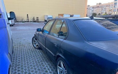 BMW 5 серия, 1993 год, 140 000 рублей, 4 фотография
