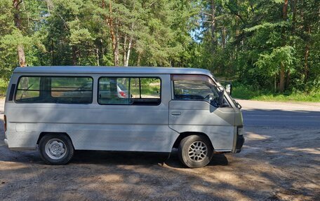 Nissan Caravan III, 1999 год, 185 000 рублей, 3 фотография