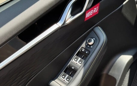 Geely Coolray I, 2025 год, 2 290 000 рублей, 15 фотография