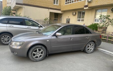 Hyundai Sonata VI, 2007 год, 400 000 рублей, 4 фотография