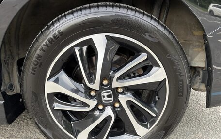 Honda Stepwgn IV, 2017 год, 1 630 000 рублей, 6 фотография