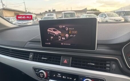 Audi A4, 2018 год, 1 850 000 рублей, 18 фотография
