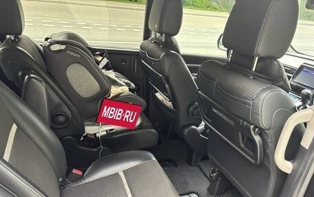Honda Stepwgn IV, 2017 год, 1 630 000 рублей, 4 фотография