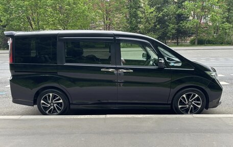 Honda Stepwgn IV, 2017 год, 1 630 000 рублей, 11 фотография