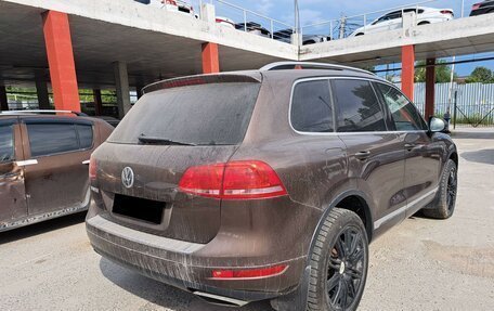 Volkswagen Touareg III, 2013 год, 1 820 000 рублей, 5 фотография