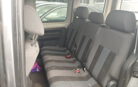 Volkswagen Caddy III рестайлинг, 2013 год, 561 000 рублей, 6 фотография