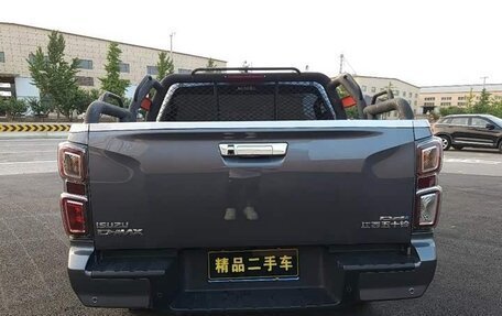 Isuzu D-Max, 2025 год, 3 920 000 рублей, 6 фотография