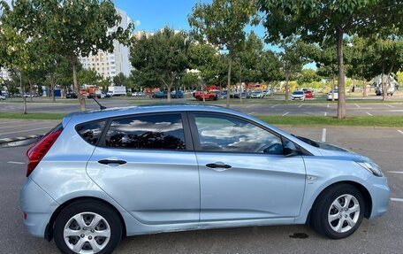 Hyundai Solaris II рестайлинг, 2011 год, 780 000 рублей, 7 фотография