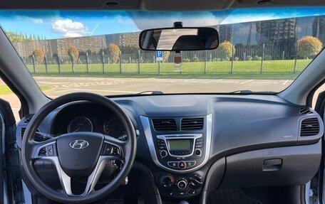 Hyundai Solaris II рестайлинг, 2011 год, 780 000 рублей, 9 фотография