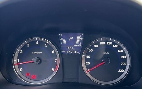 Hyundai Solaris II рестайлинг, 2011 год, 780 000 рублей, 10 фотография