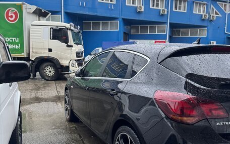 Opel Astra J, 2010 год, 540 000 рублей, 4 фотография