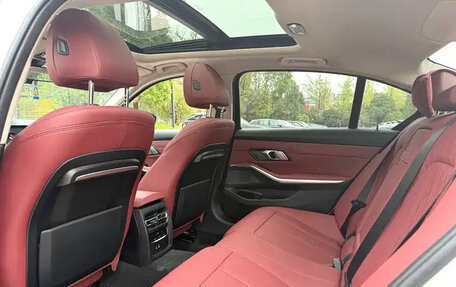 BMW 3 серия, 2022 год, 2 672 000 рублей, 9 фотография