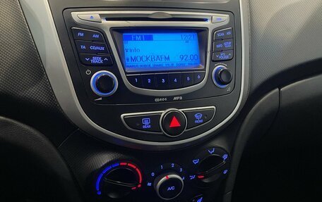 Hyundai Solaris II рестайлинг, 2011 год, 639 000 рублей, 7 фотография