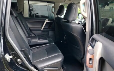 Toyota Land Cruiser Prado 150 рестайлинг 2, 2010 год, 2 950 000 рублей, 7 фотография