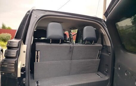 Toyota Land Cruiser Prado 150 рестайлинг 2, 2010 год, 2 950 000 рублей, 6 фотография