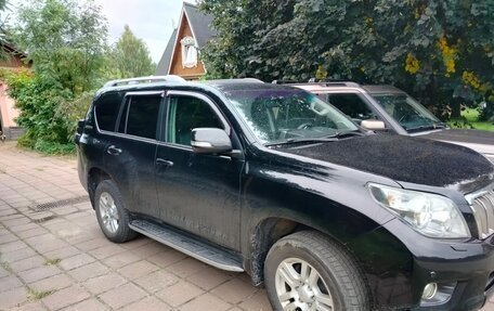 Toyota Land Cruiser Prado 150 рестайлинг 2, 2010 год, 2 950 000 рублей, 2 фотография