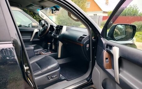 Toyota Land Cruiser Prado 150 рестайлинг 2, 2010 год, 2 950 000 рублей, 8 фотография