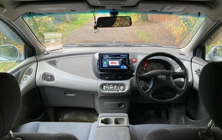 Nissan Tino, 2002 год, 305 000 рублей, 5 фотография