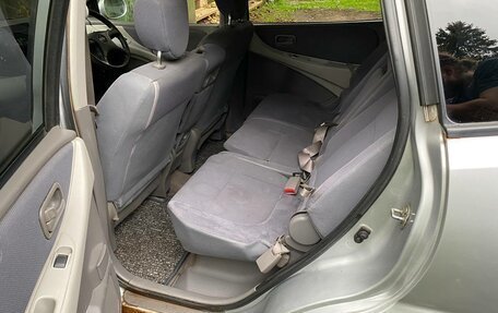 Nissan Tino, 2002 год, 305 000 рублей, 9 фотография