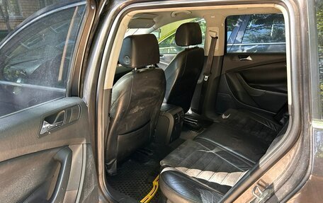 Volkswagen Passat B6, 2005 год, 400 000 рублей, 9 фотография