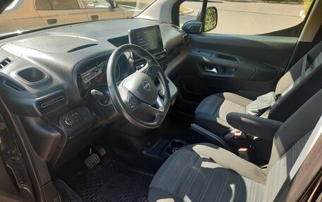 Opel Combo E, 2020 год, 2 400 000 рублей, 10 фотография