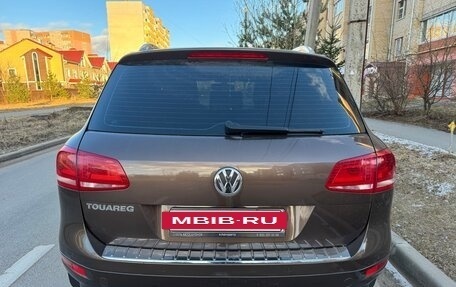 Volkswagen Touareg III, 2013 год, 1 950 000 рублей, 3 фотография