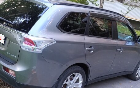 Mitsubishi Outlander III рестайлинг 3, 2012 год, 1 230 000 рублей, 8 фотография