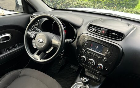 KIA Soul II рестайлинг, 2016 год, 1 290 000 рублей, 32 фотография