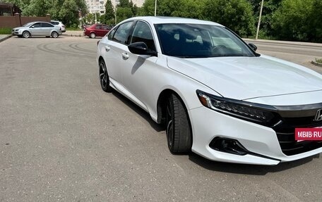 Honda Accord IX рестайлинг, 2021 год, 2 960 000 рублей, 4 фотография