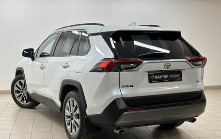 Toyota RAV4, 2020 год, 3 755 000 рублей, 6 фотография