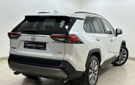 Toyota RAV4, 2020 год, 3 755 000 рублей, 4 фотография