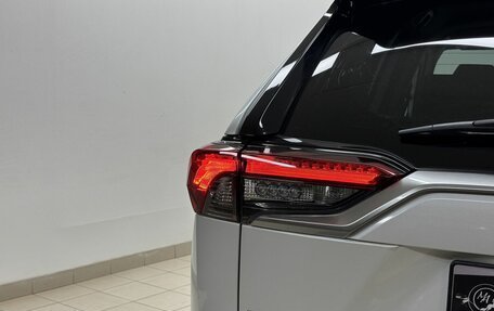 Toyota RAV4, 2020 год, 3 755 000 рублей, 10 фотография