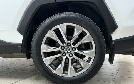 Toyota RAV4, 2020 год, 3 755 000 рублей, 19 фотография