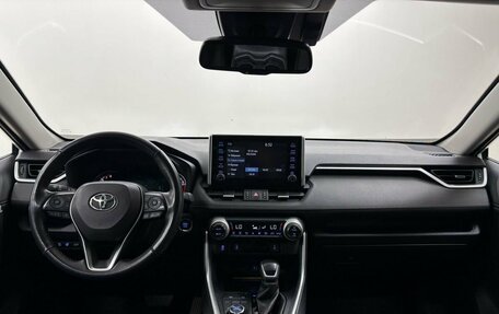 Toyota RAV4, 2020 год, 3 755 000 рублей, 17 фотография