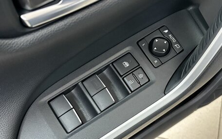 Toyota RAV4, 2020 год, 3 755 000 рублей, 16 фотография