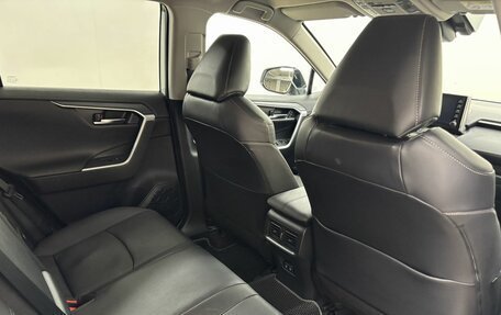 Toyota RAV4, 2020 год, 3 755 000 рублей, 13 фотография