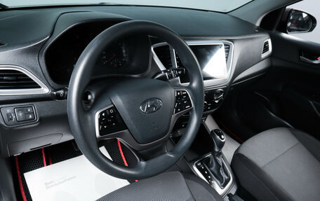 Hyundai Solaris II рестайлинг, 2019 год, 1 259 000 рублей, 8 фотография