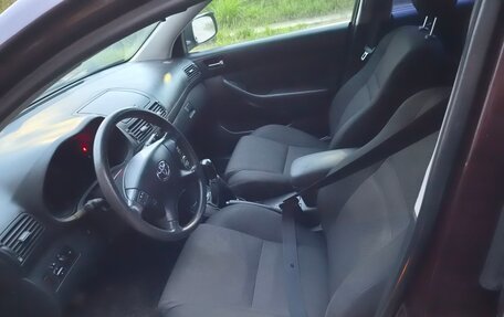 Toyota Avensis III рестайлинг, 2007 год, 545 000 рублей, 11 фотография