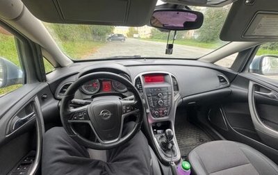 Opel Astra J, 2011 год, 530 000 рублей, 1 фотография