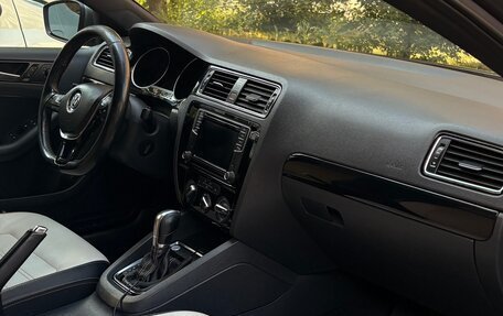 Volkswagen Jetta VI, 2016 год, 1 420 000 рублей, 9 фотография