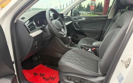 Volkswagen Tiguan II, 2023 год, 2 570 000 рублей, 6 фотография